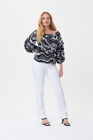 Puffy Tucked Sleeves Top