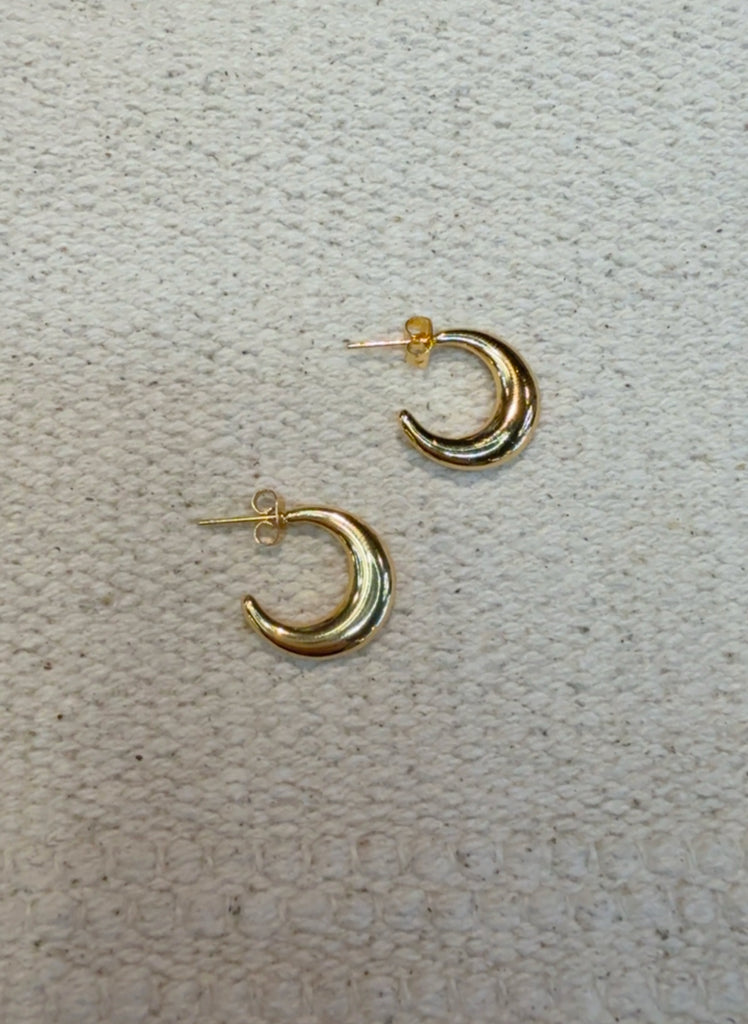 Medium Crescent Hoop