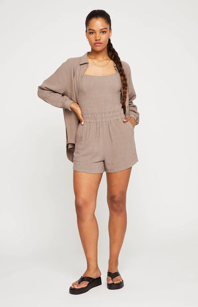 SHORE SHORT