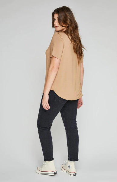 LEWIS TEE