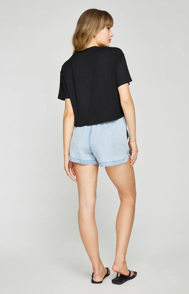 LOGAN TEE