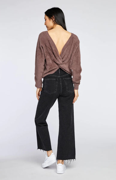 KATE PULLOVER