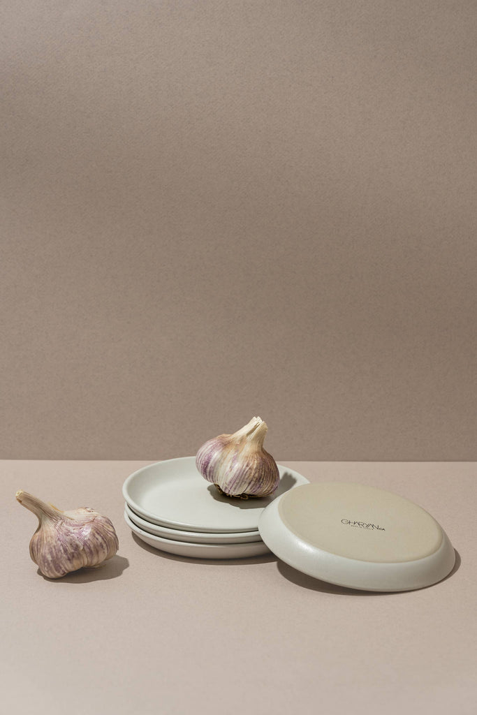 Handmade Stoneware Flat Side Plate | Edan 5.9": Matte Black/Shiny White