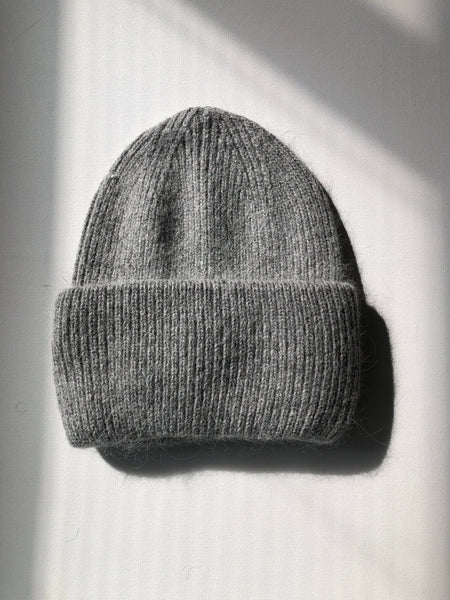 2025 ROYAL ANGORA BEANIE: Light gray