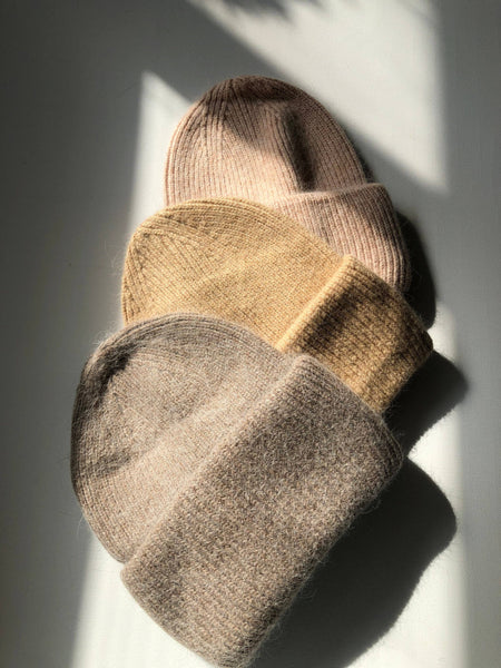 2024 ROYAL ANGORA BEANIE - neutral: Camel