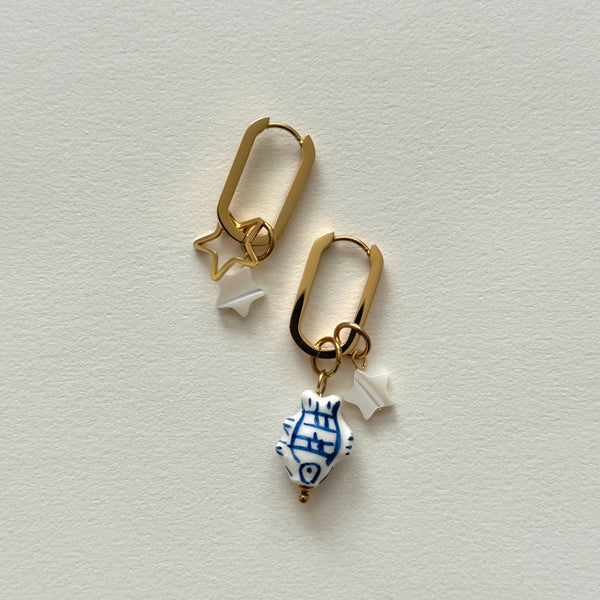 Poisson Charm Earrings