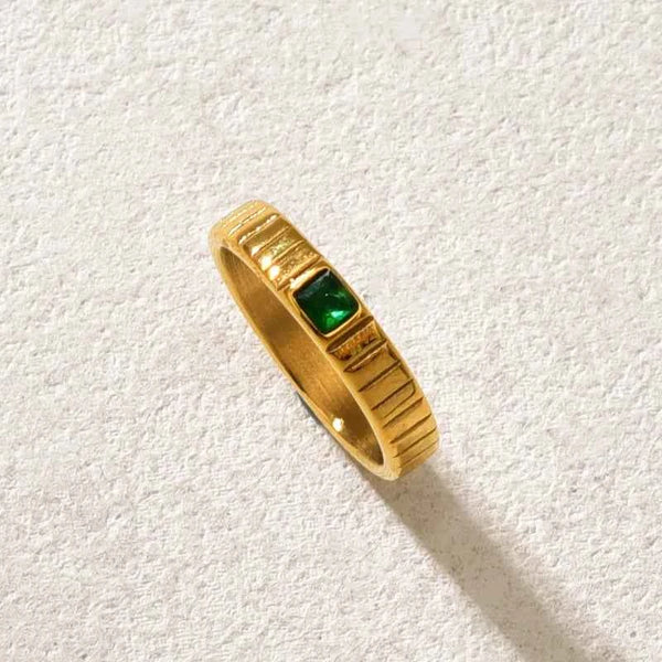 Clara Ring