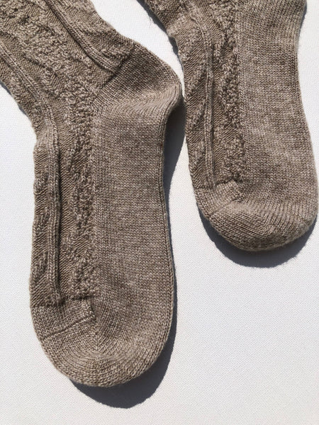 CABLE WOOL SOCKS: Mushroom / M/L