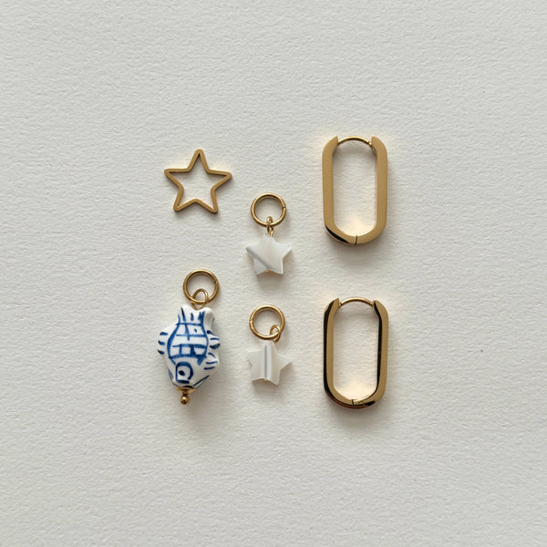 Poisson Charm Earrings