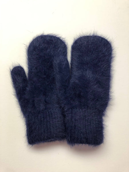 FLUFFY ANGORA MITTENS - neutral: Off white