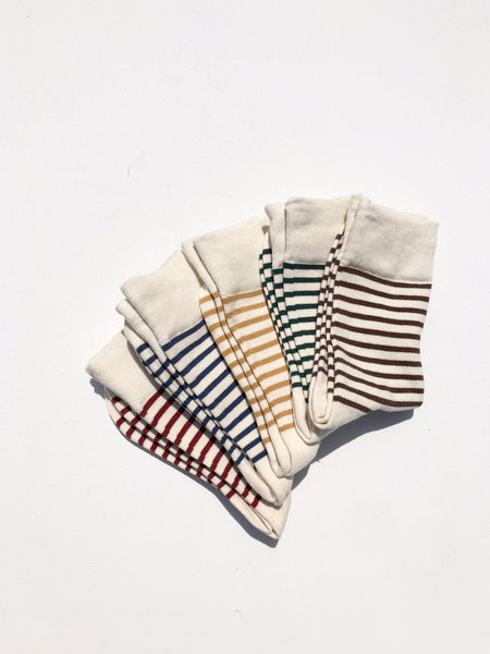 COLOR STRIPE SOCKS: Burgundy