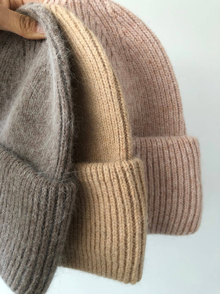 2024 ROYAL ANGORA BEANIE - neutral: Oat