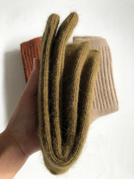 ROYAL ANGORA WOOL SOCKS : Mushroom