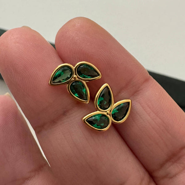 Three Leaf Studs