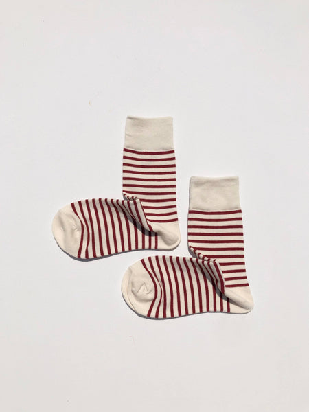 COLOR STRIPE SOCKS: Burgundy