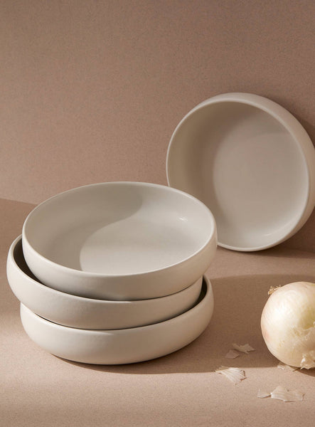 Handmade Stoneware Pasta/Salad Plate | Edan 7.9": Matte Black/Shiny White