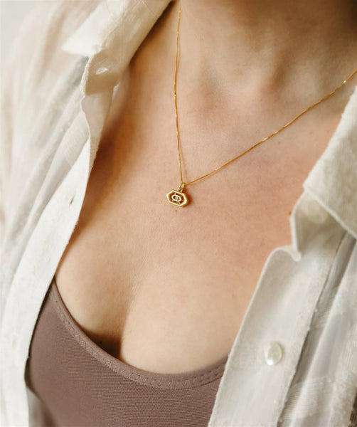 MERIT NECKLACE