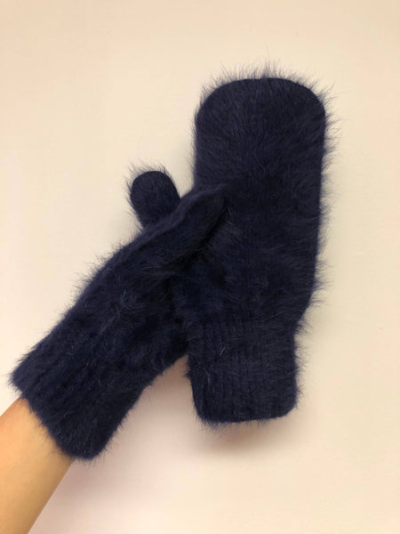 FLUFFY ANGORA MITTENS - neutral: Mushroom