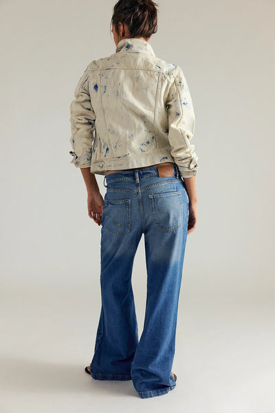 Stride Straight n Wide Jeans