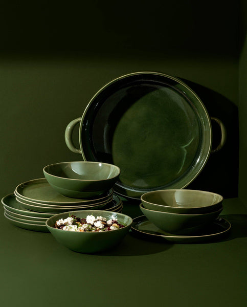 Family Feast Dinnerware Set: Matte Black