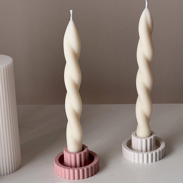 Ribbed Candlestick Holder: Nude