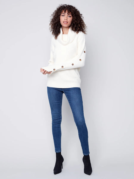 TURTLENECK WITH BUTTON SLEEVE DETAIL