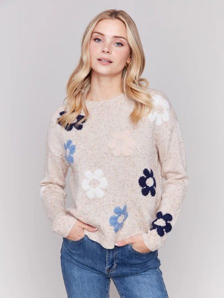 SWEATER WITH FLOWER DETAIL