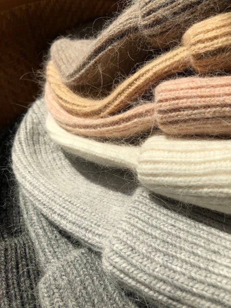 2024 ROYAL ANGORA BEANIE - neutral: Oat