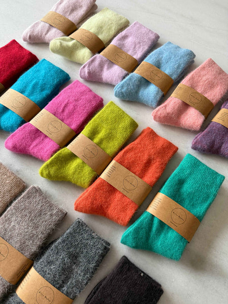 FLUFFY ANGORA SOCKS : Pink tourmaline