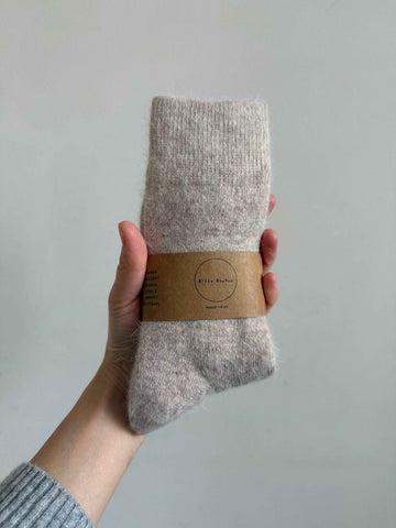 FLUFFY ANGORA SOCKS : Oatmeal